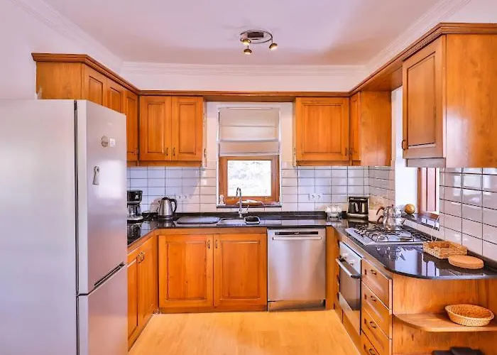 Sarpedon ヴィラ *